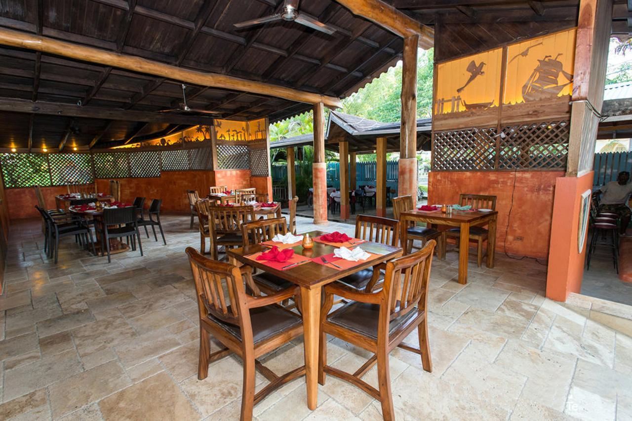 Sunrise Club Hotel Negril Exterior foto