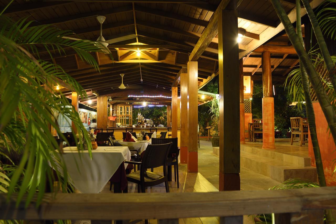 Sunrise Club Hotel Negril Exterior foto