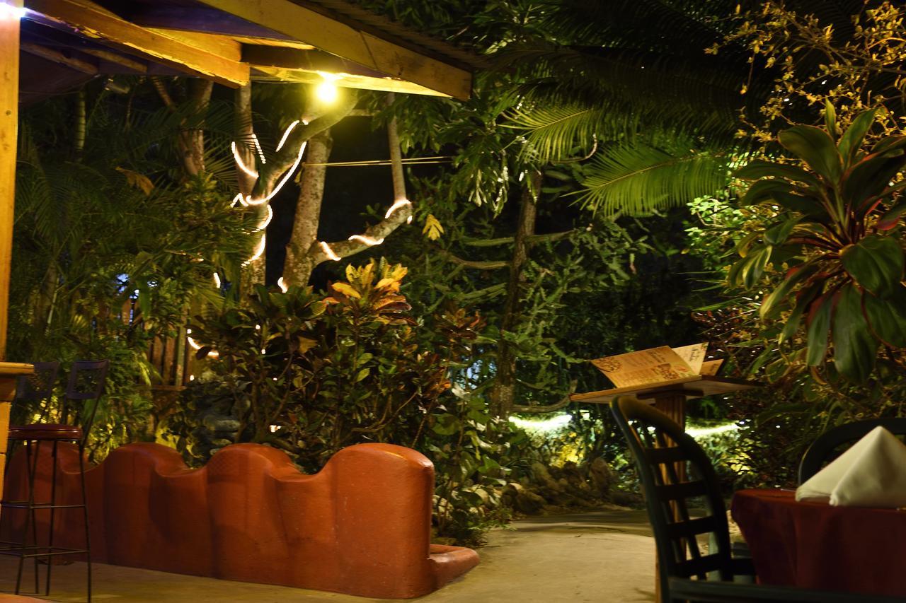 Sunrise Club Hotel Negril Exterior foto
